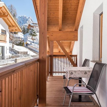 Villa Solinda App Rossini Selva di Val Gardena Bagian luar foto