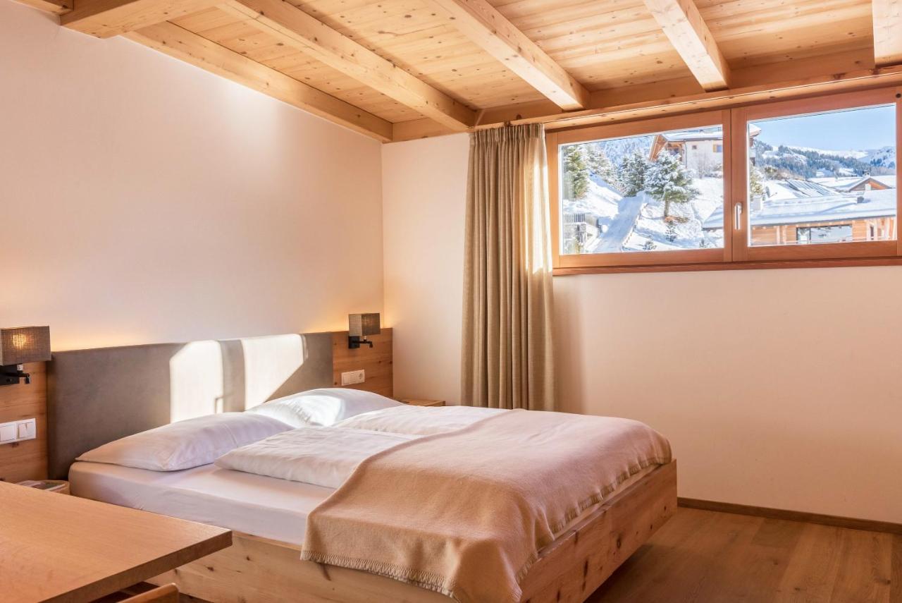 Villa Solinda App Rossini Selva di Val Gardena Bagian luar foto