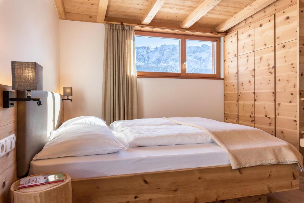 Villa Solinda App Rossini Selva di Val Gardena Bagian luar foto
